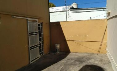 Casa en venta - 1 Dormitorio 1 Baño - Cochera - 131Mts2 - Berisso