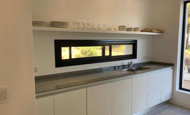 Casa en venta - 3 Dormitorios 2 Baños - 1000Mts2 - Pinamar
