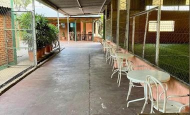 Complejo de deportivo en venta - Canchas de paddle - Florencio Varela