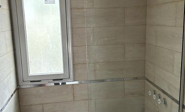 Casa en venta - 3 Dormitorios 3 Baños - 675Mts2 - Costa del Este