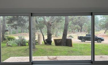 Casa en venta - 3 Dormitorios 3 Baños - 675Mts2 - Costa del Este