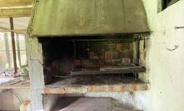 Casa en venta - 2 Dormitorios 2 Baños - 836Mts2 - City Bell