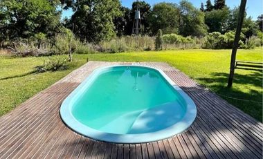 Casa en venta - 4 Dormitorios 3 Baños - 2,7 Hectáreas - General Madariaga