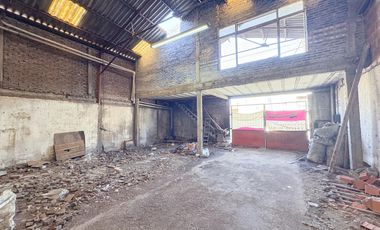 Depósito en Villa Dominico