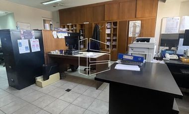 Venta - Oficinas en el Centro - Edificio Ferrari - Monasterio -  L017