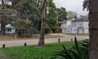 Departamento en venta - 1 Dormitorio 1 Baño 2 Cocheras - 100Mts2 - Costa Azul