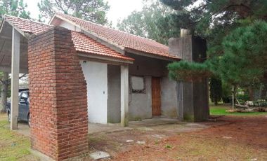 Casa en venta - 2 Dormitorios 1 Baño - Cochera - 800Mts2 - Las Toninas