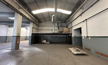 VENTA GALPÓN INDUSTRIAL AVELLANEDA PIÑEYRO
