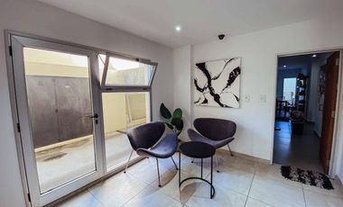 Departamento en venta - 2 dormitorios 1 baño - Cochera - 60mts2 - Tolosa, La Plata