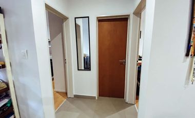 Departamento en venta - 2 dormitorios 1 baño - Cochera - 60mts2 - Tolosa, La Plata