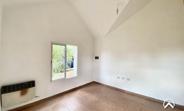 Casa en Los Fresnos, Villa de Merlo.