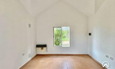 Casa en Los Fresnos, Villa de Merlo.