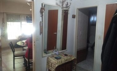 Casa en venta - 4 Dormitorios 4 Baños - Cocheras - 900Mts2 - Monte Grande