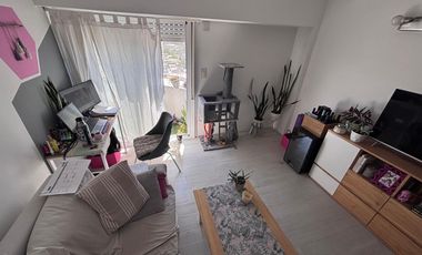 Departamento 2 ambientes con cochera - Piñeyro