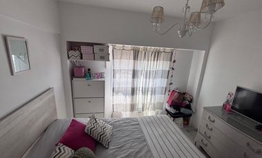 Departamento 2 ambientes con cochera - Piñeyro