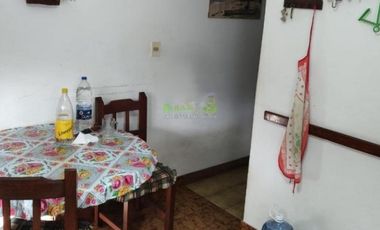 Casa en venta - 4 Dormitorios 3 Baños - Cocheras - 350Mts2 - Villa Gesell