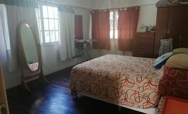 Casa en venta - 4 Dormitorios 3 Baños - Cochera - 2.200Mts2 - Florencio Varela