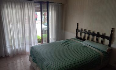 Casa en venta - 3 Dormitorios 2 Baños - Cochera - 200Mts2 - Necochea