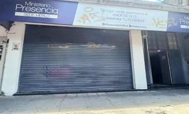 Local en venta - 3 Ambientes 2 Baños - Cochera - Merlo