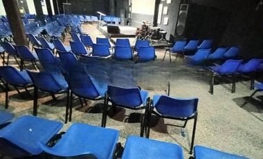 Local en venta - 3 Ambientes 2 Baños - Cochera - Merlo