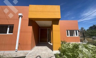 VENTA CASA A ESTRENAR 3 DORM. - B ° Los Sauces,  Fernandez  Oro