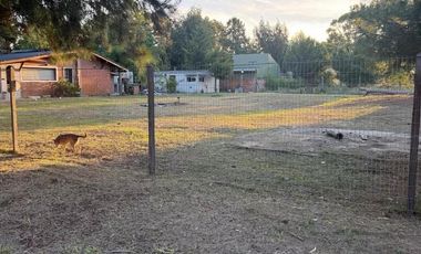 Casas en venta - 5 Dormitorios 2 Baños - 600Mts2 - Nueva Atlantis