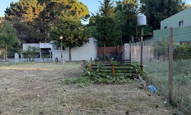 Casas en venta - 5 Dormitorios 2 Baños - 600Mts2 - Nueva Atlantis