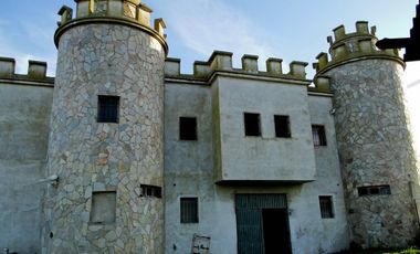 Local en venta - 1 Dormitorio 6 Baños Oficinas - 1060Mts2 - Quequén