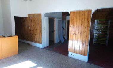 Venta - Local Comercial en Alsina y Rosario Sta.Fe - L011