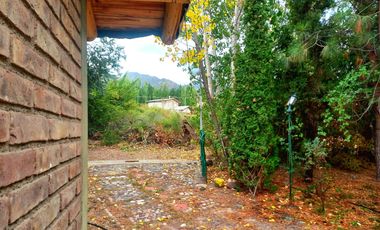 Casa en venta - 2 Dormitorios 1 Baño - 4.500Mts2 - Luján de Cuyo