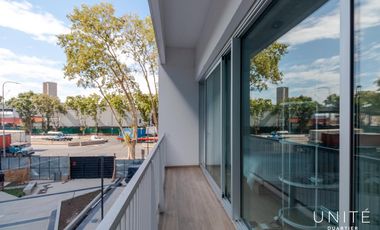 Excelente Loft amoblado con cochera en alquiler tradicional. Distrito Quartier, Retiro.