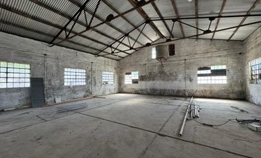 Depósito de 410 m2 cubiertos en Hurlingham