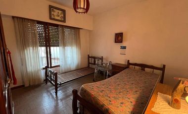 PH en venta - 2 Dormitorios 1 Baño - Cocheras - 194Mts2 - Mercedes