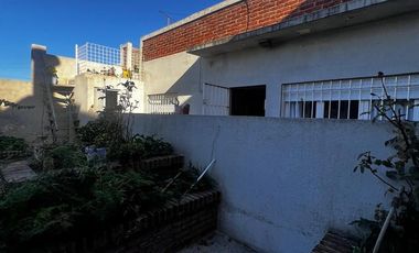 Casa en Bernardino Rivadavia