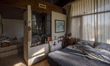 Casa en venta - 6 Dormitorios 5 Baños - Cocheras - San Miguel