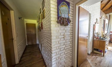 Casa en venta - 6 Dormitorios 5 Baños - Cocheras - San Miguel