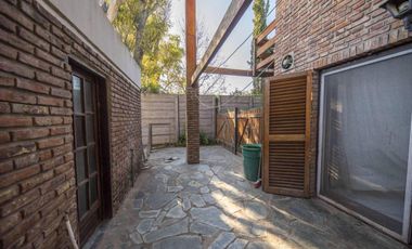 Casa en venta - 6 Dormitorios 5 Baños - Cocheras - San Miguel