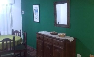 Casa en venta - 3 Dormitorios 2 Baños - Cochera - Las Toninas