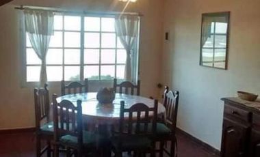 Casa en venta - 3 Dormitorios 2 Baños - Cochera - Las Toninas