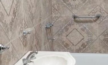 Casa en venta - 2 Dormitorios 1 Baño - Cochera - 240Mts2 - Los Polvorines