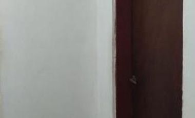 Casa en venta - 2 Dormitorios 1 Baño - Cochera - 240Mts2 - Los Polvorines