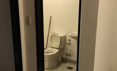 Venta/Alquiler Nave con Caballerizas