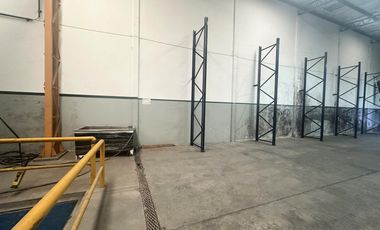 VENTA GALPÓN INDUSTRIAL GRÚA PIÑEYRO AVELLANEDA