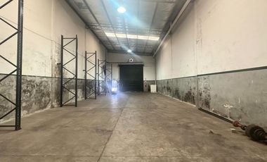 VENTA GALPÓN INDUSTRIAL GRÚA PIÑEYRO AVELLANEDA