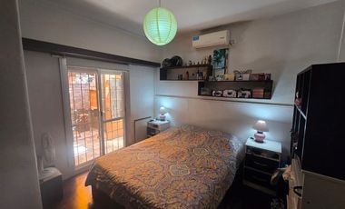 Departamento Tipo Casa en venta en Bernal Oeste