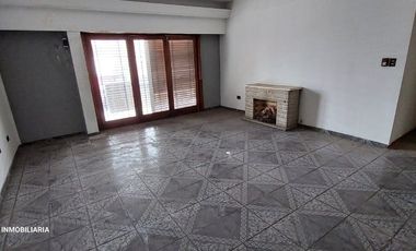 Casa PH en venta en Wilde