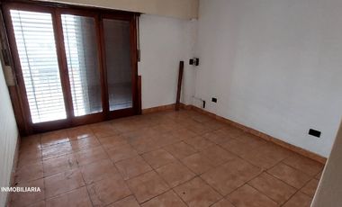 Casa PH en venta en Wilde