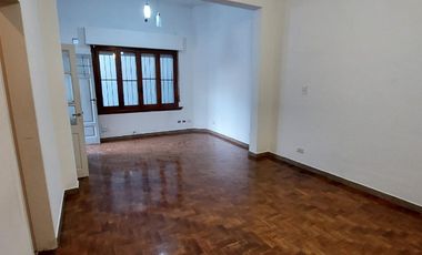 Casa PH en venta en Wilde