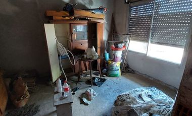 Casa con Departamento en venta en Bernal Oeste