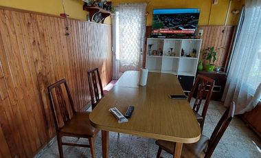 Casa con Departamento en venta en Bernal Oeste